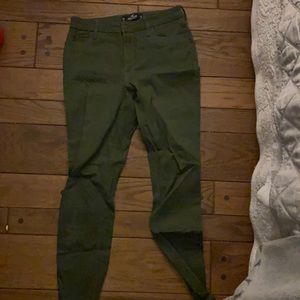 Hollister Army green Hugh rise super skinny